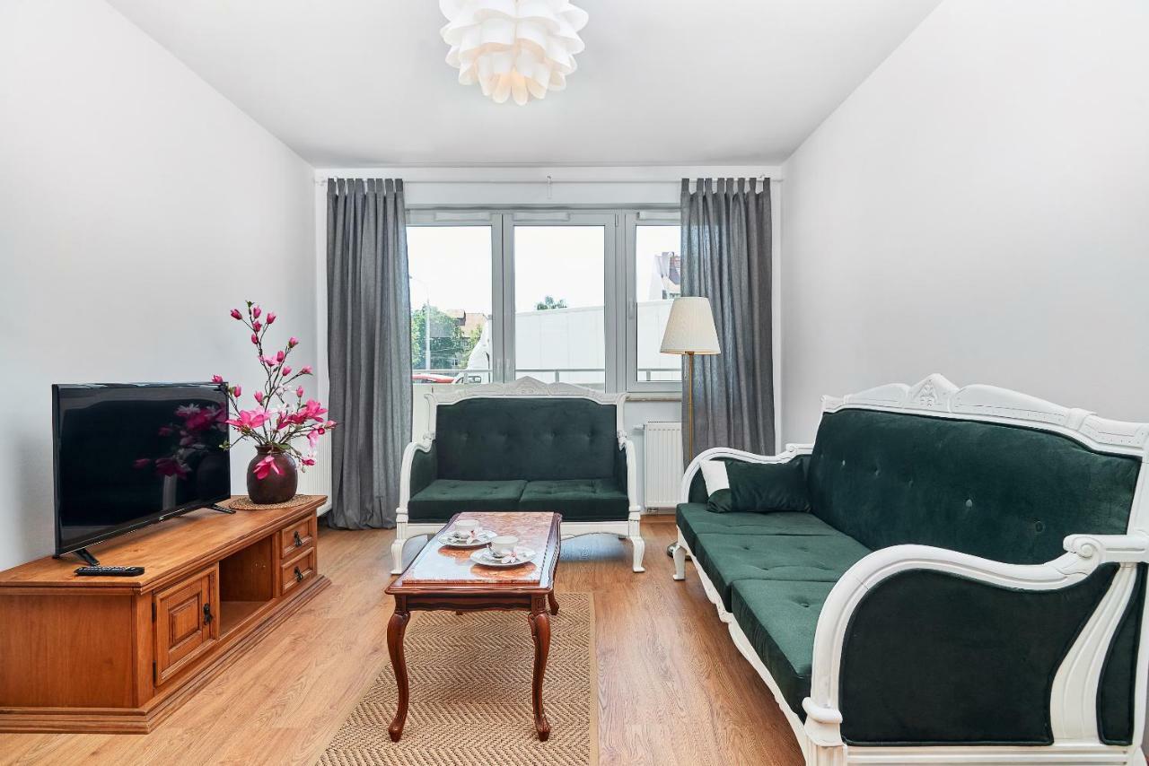 Vintage Apartment In New Estate With Parking - Krzyki Wroclaw By Noclegi Renters ภายนอก รูปภาพ