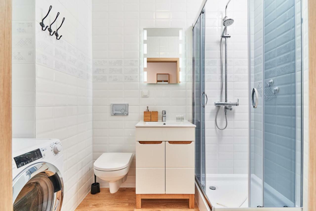 Vintage Apartment In New Estate With Parking - Krzyki Wroclaw By Noclegi Renters ภายนอก รูปภาพ