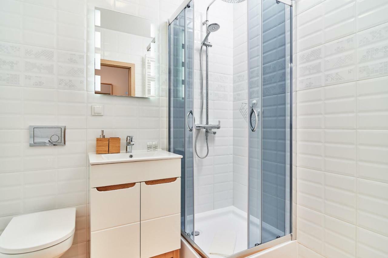 Vintage Apartment In New Estate With Parking - Krzyki Wroclaw By Noclegi Renters ภายนอก รูปภาพ