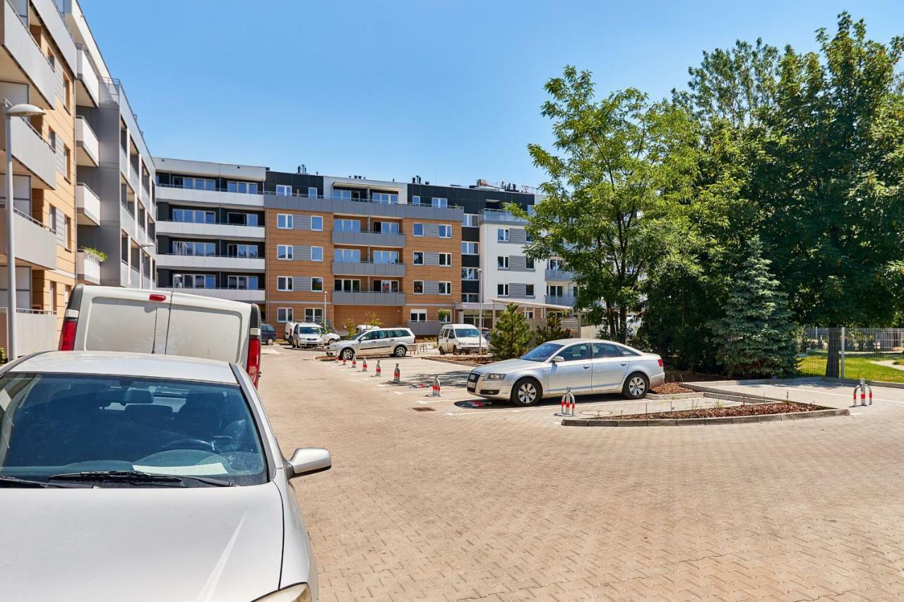 Vintage Apartment In New Estate With Parking - Krzyki Wroclaw By Noclegi Renters ภายนอก รูปภาพ